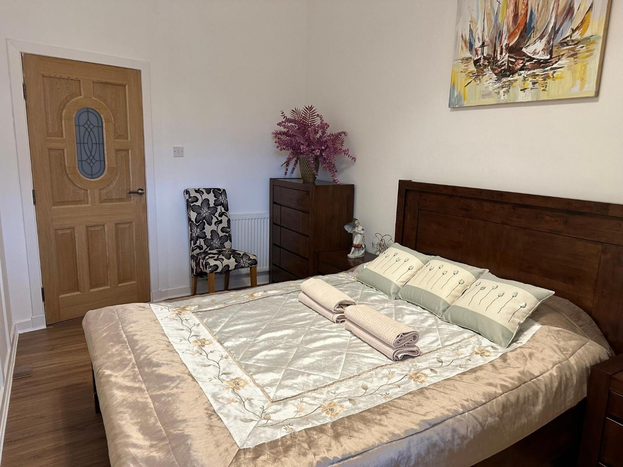 Stunning 2 Bedroom Apartment Глазгоу Екстериор снимка